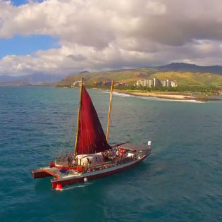 Hikianalia Sets Sail at Ko Olina